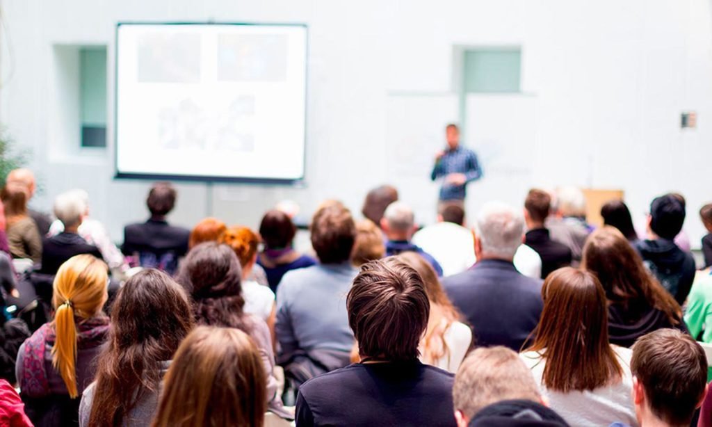  Контрактная система в сфере закупок товаров, работ, услуг для обеспечения государственных и муниципальных нужд